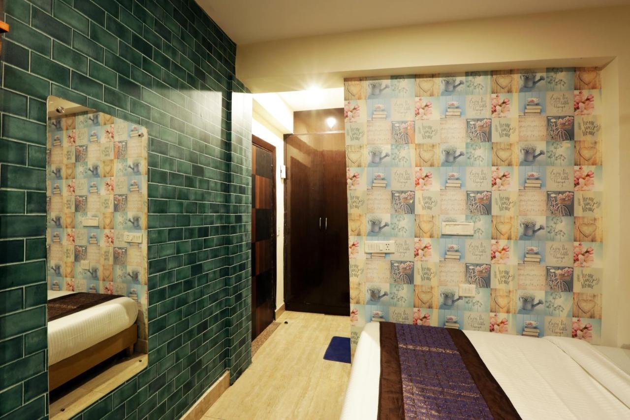 Hotel Green Plaza At Airport Neu-Delhi Exterior foto