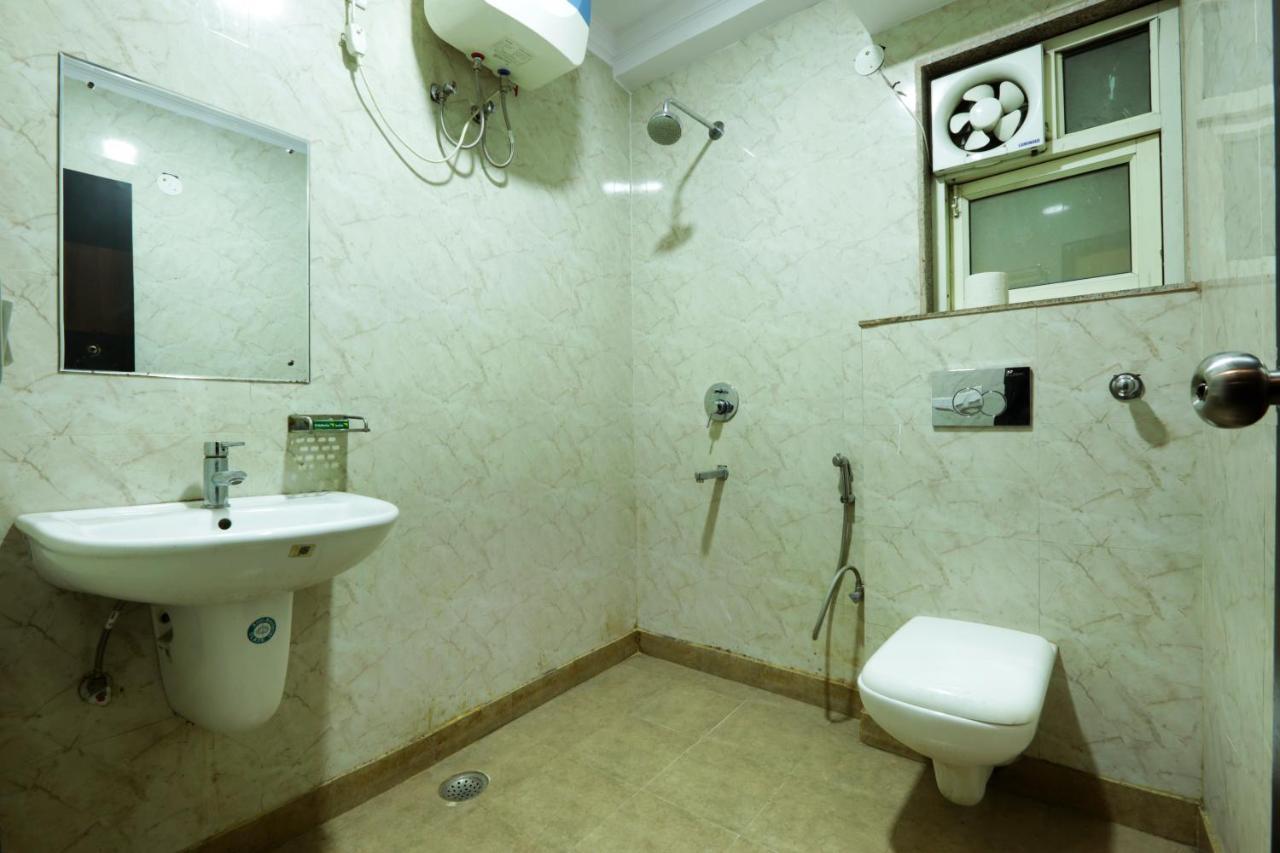 Hotel Green Plaza At Airport Neu-Delhi Exterior foto